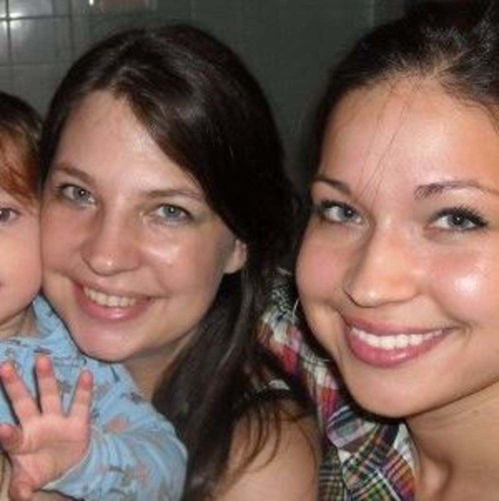 Meet your Posher, Kira